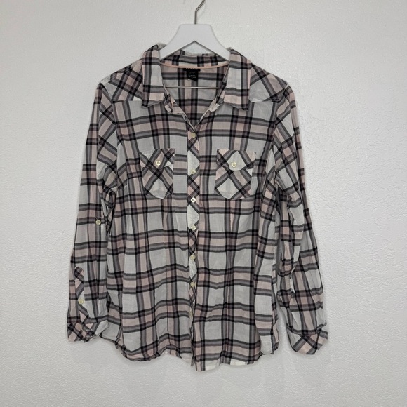Torrid Plaid Button Down Long Sleeve Top - Picture 3 of 4